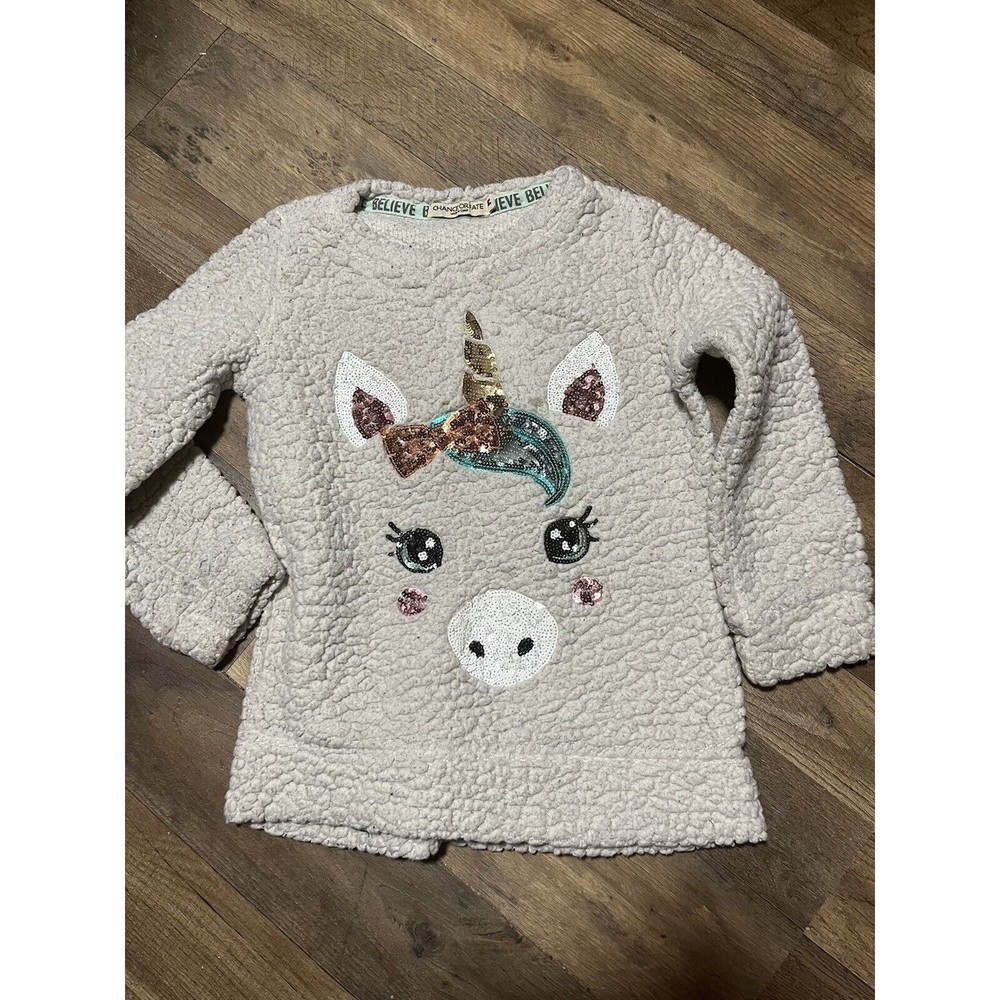 Chance or Fate White Sherpa Sequin Rainbow Unicorn Pullover Sz Medium 6x-7 Girls